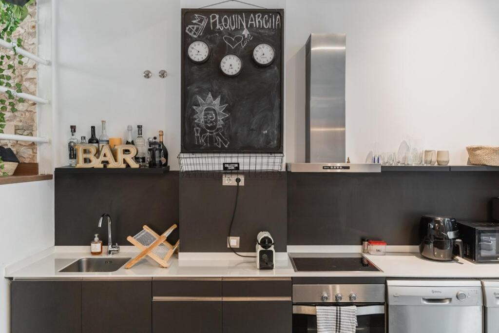 175m Trendy Loft In Luxury District With Premium Amenities Madrid